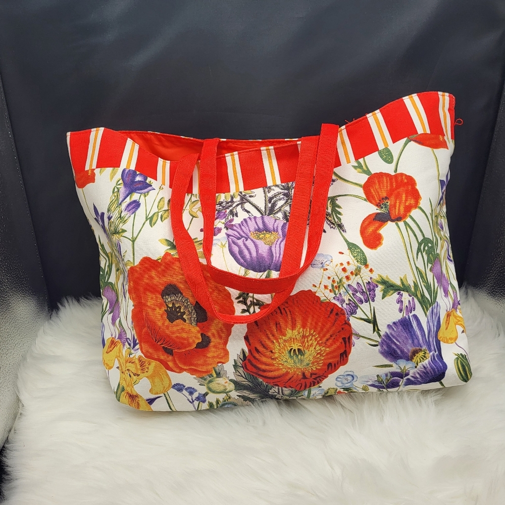 Estee Lauder tote